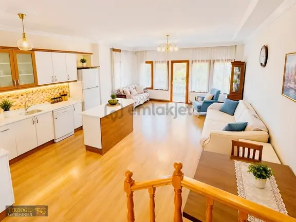 Terzioğlu'ndan Gürede Kiralık 3+1 Villa 2
