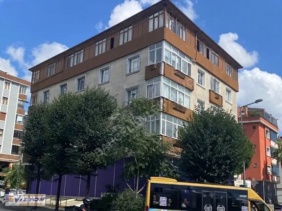 Bahçelievler Merkez Satılık Geniş 5+2 Daire - Vizyon 1