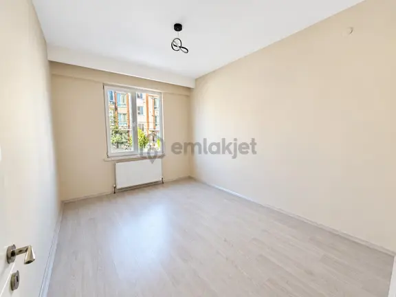 Turkuaz Emlaktan Fatih Mah. 3+1 Lüks Satılık Fırsat Daire 2