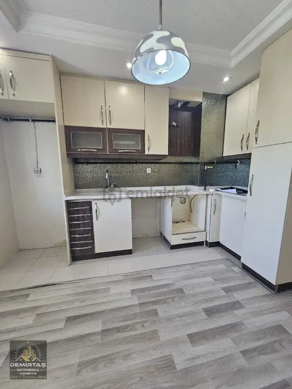Gültepe Mahallesında Site İçi Arakat Daıre 2