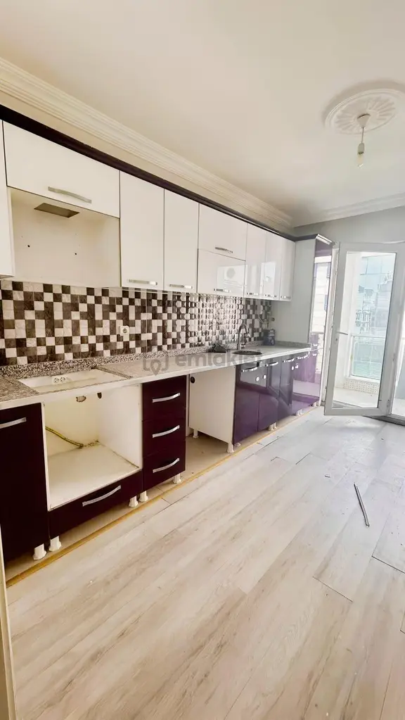 Arden Gayrimenkulden Kiralık Merkezi 3+1 Daire 1