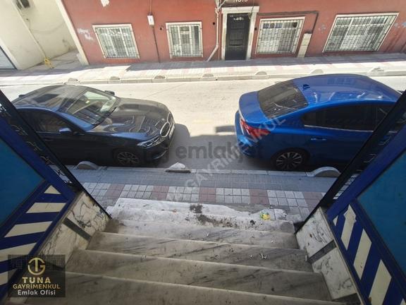 Bağcılar Güneşli Mahallesi Cumhuriyet Caddesinde Kiralık İşyeri 2