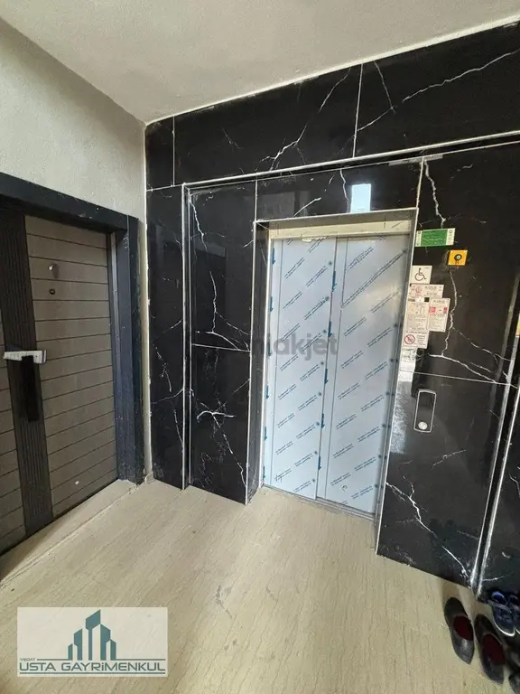 Usta Gayrimenkul'den Satılık 2+1 Ebevyn Banyolu Sıfır Daire 2