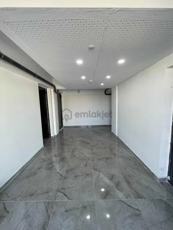 Erka Emlaktan Satılık 1+1 Daire 2
