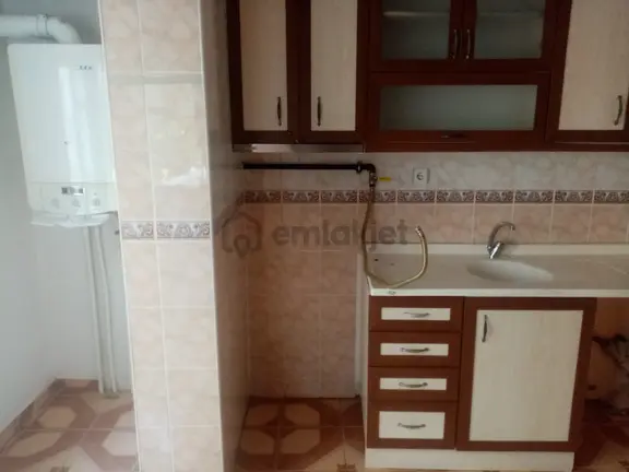 Balıkesir Altıeylül 2.gündoğan Mah. Demirdağ Emlaktan 2+1 Kiralık Daire 2