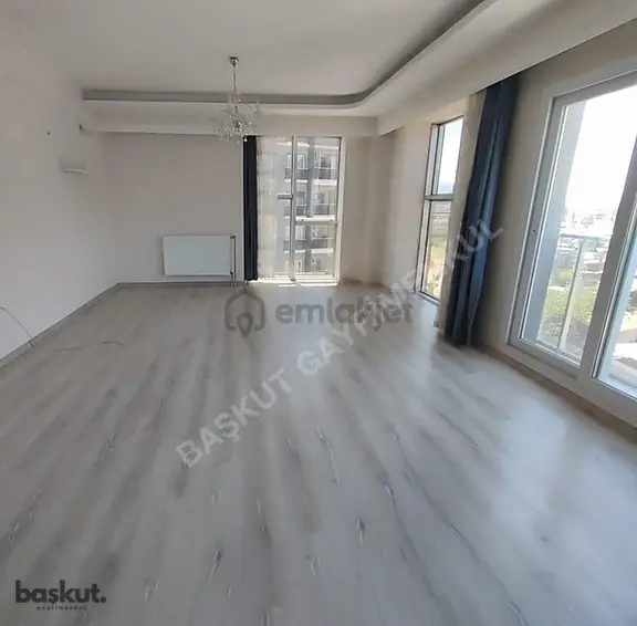 Başkut'tan Örnekköy'de Kiralık 3+1 Daire 2