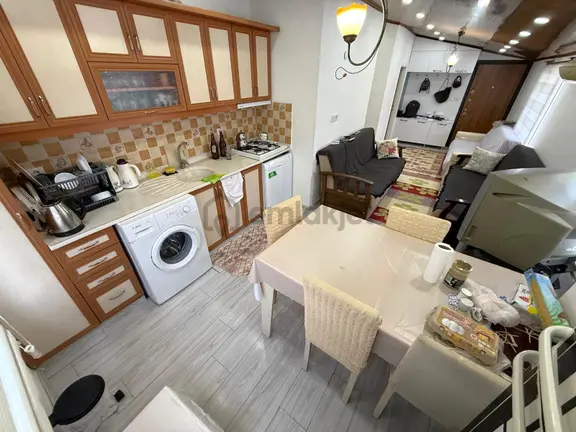 ▀jetten Altınkum Merkezde Öncephe Geniş Teraslı Eşyalı 2+1 Daire 2