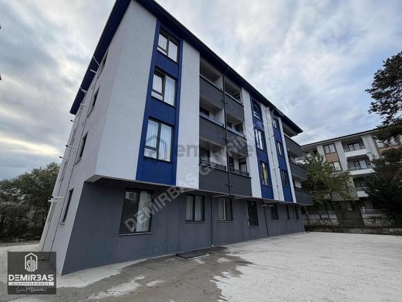 Üniversite Bölgesinde Sıfır Eşyalı 1+1 Kiralık Daire 1