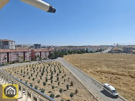 K.topçu'dan Toki'de 3+1 133m2 Çift Banyolu 4.kat Kiralık Daire 1