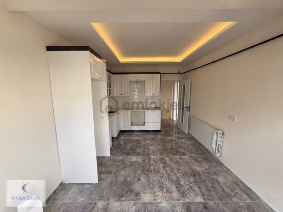Kirvem Emlak'tan B. Ecevit Parkı Karşısında 3+1 Daire- Açık M. 1