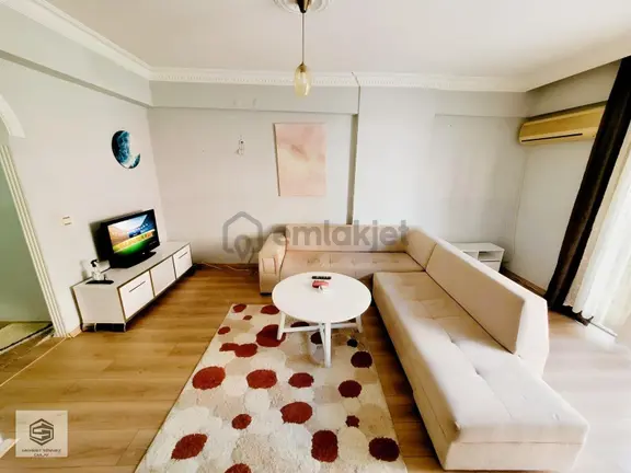 Fener'de Terra City Yakını 1+1 Mobilyalı Giriş Katı 1