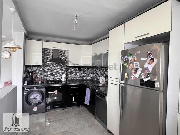 Hatay Pazaryeri Karşısı Satılık 3+1 Çatı 130m² 2