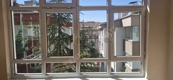 Sincan Andiçen Mahallesinde Satılık 3+1 Güney Cephe Daire 1