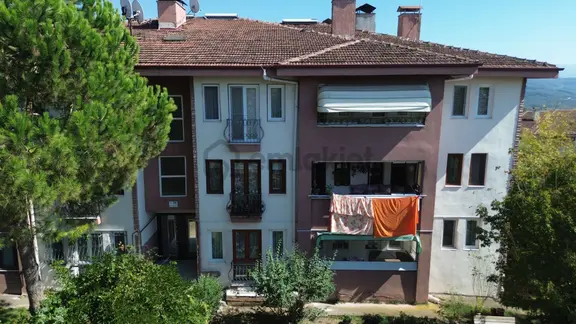 Esentepe Mh 3+1 Yenilenmiş Krediye Uygun Daire 2