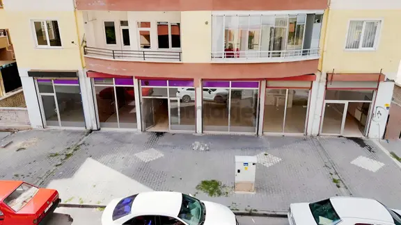 Keykubat Mahallesinde Komple Bina Altı 260 M2 Kiralık Dükkan 2