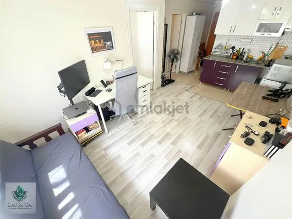 Aydinevler'de Satılık 1+1 Daire, Metro Ve Avm'ye Yakın 1