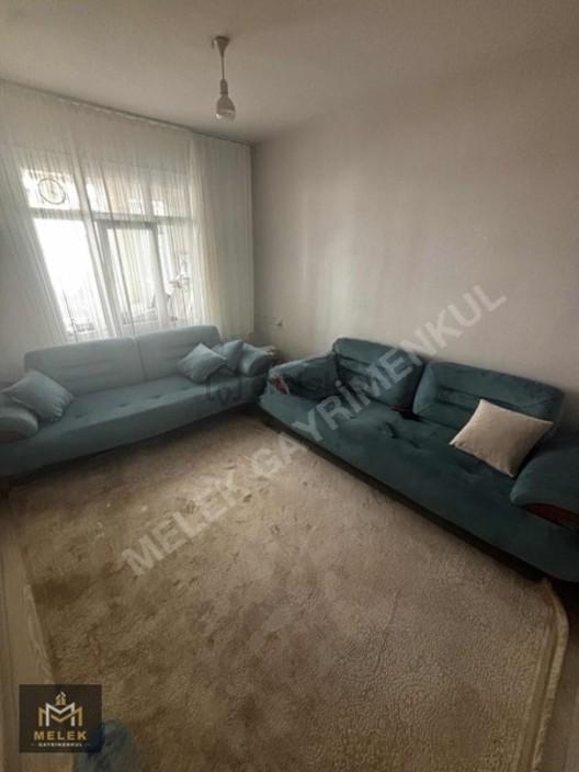 Melek Emlaktan Bağcılar Kirazlı Da Satılık 2+1 Daire 2