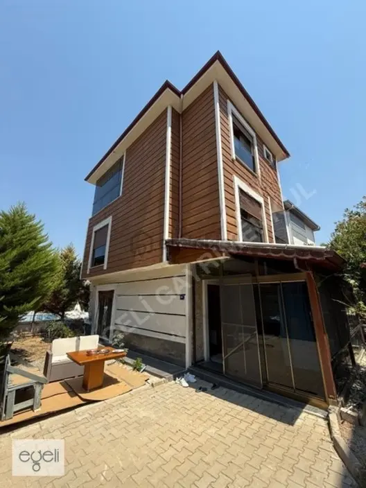 Davutlar Termal Bölge De 4+1 Satılık Müstakil Villa, 1