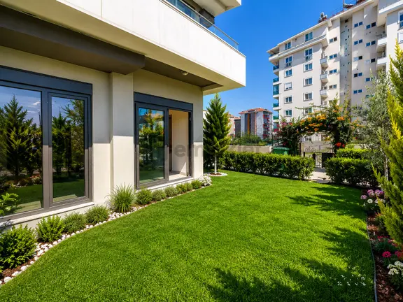 Alanya Avsallarda Özel Bahçeli 1+1 Sıfır Satılık Daire 1