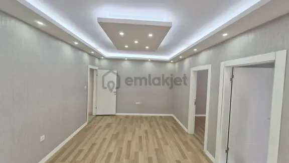 Abidinpaşada Cadde Üzerinde Full Yapılı 1. Kat 3+1 Satılık Daire 2