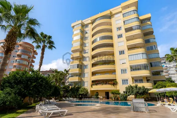 Alanya Tosmur’da Denize 350 Metre Eşyalı 2+1 Satılık Daire 1