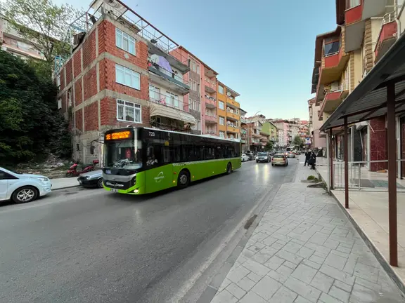 Acil Satılık Takaslı Cadde Üzeri 1