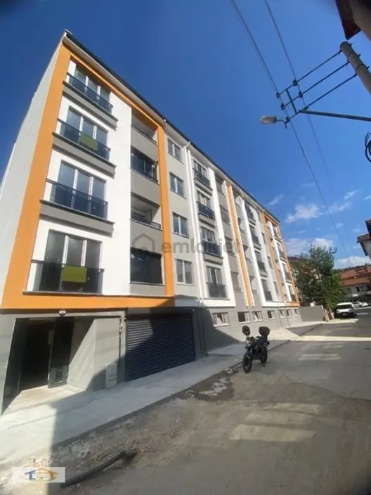 Mehmet Akif Ersoy'da Teraslı 145 M² Satılık 3+1 Dubleks 2