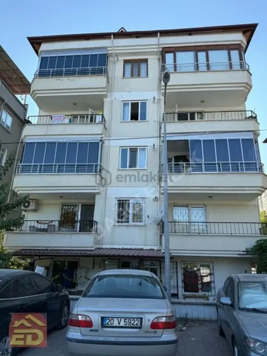 Dağcı Emlak Buldan Cumhuriyet Mahallesi'nde Satılık 3+1 Daire 2