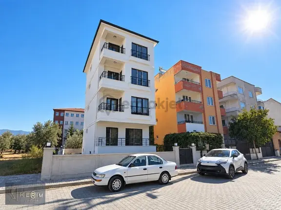 Kerim'den Satılık Körfez Hastanesi Yanı 2+1 Orta Kat Sıfır Daire 1
