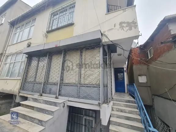 Ümraniye Mandıra Caddesi'nde Satılık Bina 2