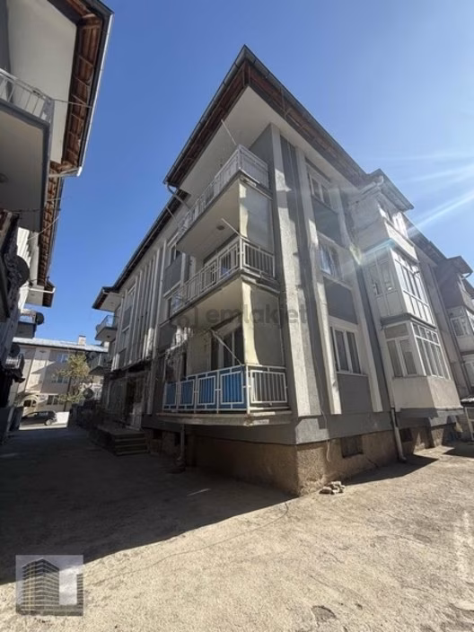 Öz Urhanlar Emlaktan Huzur Mah De Satılık 3+1 Daire 1
