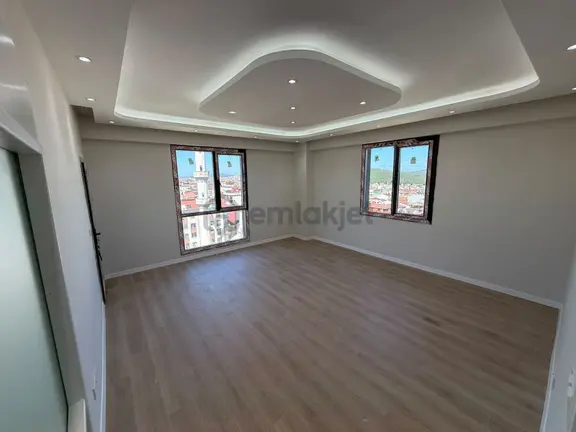 Sultanbeyli Hamidiye Mahallesi 4+1 Kiralık Üst Dubleks Daire 2