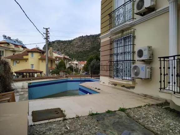 Fethiye Taşyaka Deliktaş'ta Satılık Havuzlu 3 + 1 Daire 1