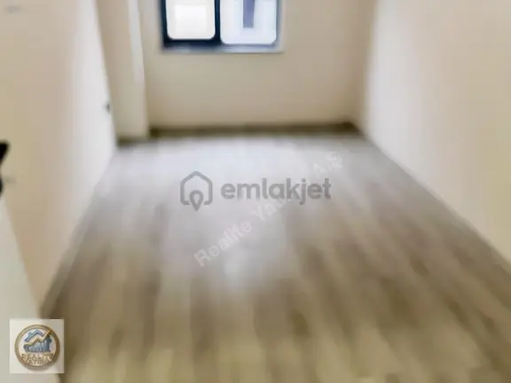 Giresun Merkez Teyyaredüzünde Site İçerisinde Kiralık 3+1 Daire 2