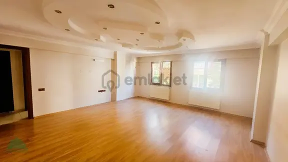 Akmescitte Ulaşımı Kolay, Yürüme Mesafesinde 3+1 1