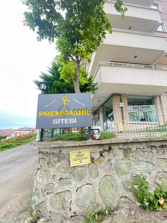 Detay'dan Yomra Prenspark'ta Kiralık 3+1 Eşyalı Daire 1