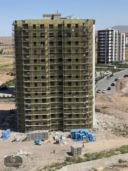 Kurada Çıkmış,teslim Edilmeye Yakın 3+1 İldem E Dairesi 2