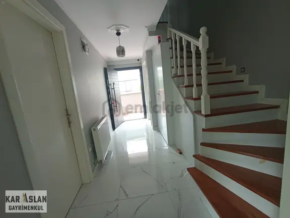Başiskele Merkez'de Kiralık Villa 2