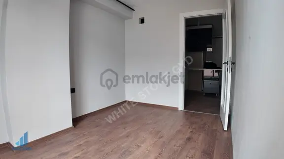 Ragıp Tüzün'de Metroya Yürüme Mesafesinde 2+1 Kiralık Daire 2