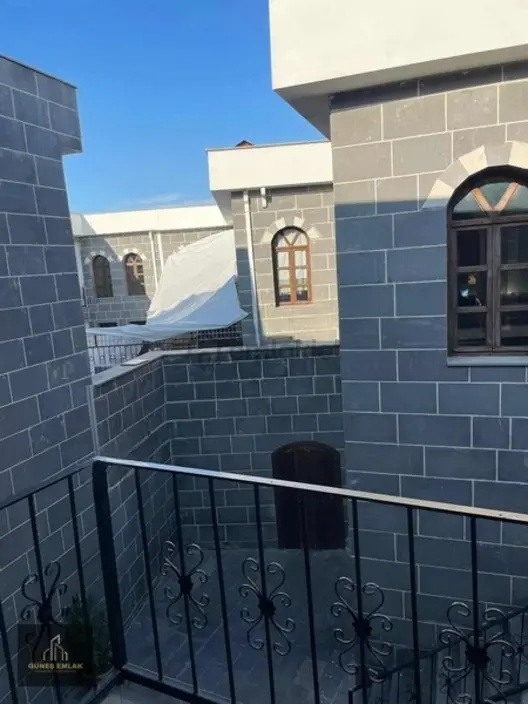Sur Yeni Çarşıda Kiralık Villa 2