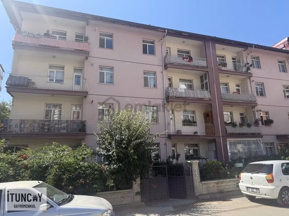 İtuncay Dan Çarşı Merkezde Satılık 3+1 Daire 1