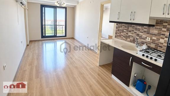 Üniversite Karşısı Klimalı 2.kat Kiralık 1+1 Daire 1
