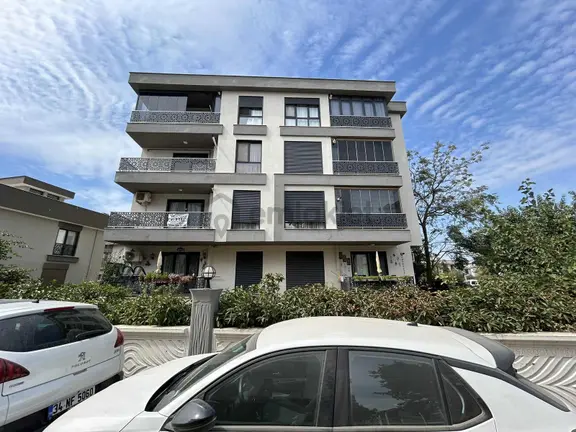 Seferihisar Hıdırlık'ta Muhteşem Konumda Eşyalı 2+1 Kiralık 1