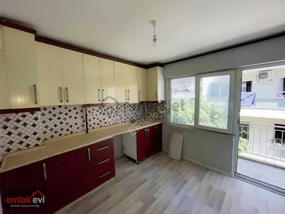 Emlak Evi'nden Şehir Merkezinde Doğalgazlı 3+1kiralık Daire 1