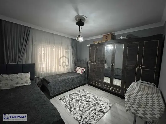 Çayırova Akse'de Arsa Tapulu 2+1 | 90 M² Net | Bahçe Katı | 2