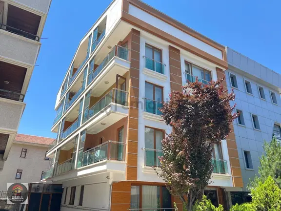 Sbell'den Emek'te,yeni Binada,ara Katta,ön Cephede,eşyalı 1+1 1