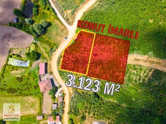 Karasu Tuzla'da Köy İçinde Yola Cephe 3.123 M² Arazi 2