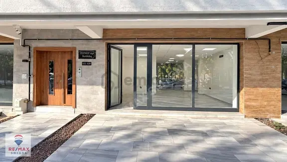 Yeşilyurt Üzümcüde Caddeye Yakın 75m² Kiralık Dükkân 1