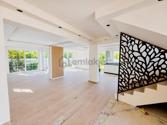Mykonut'tan Fethiye Foça B.manço Bulv. Satılık Müstakil Villa 2