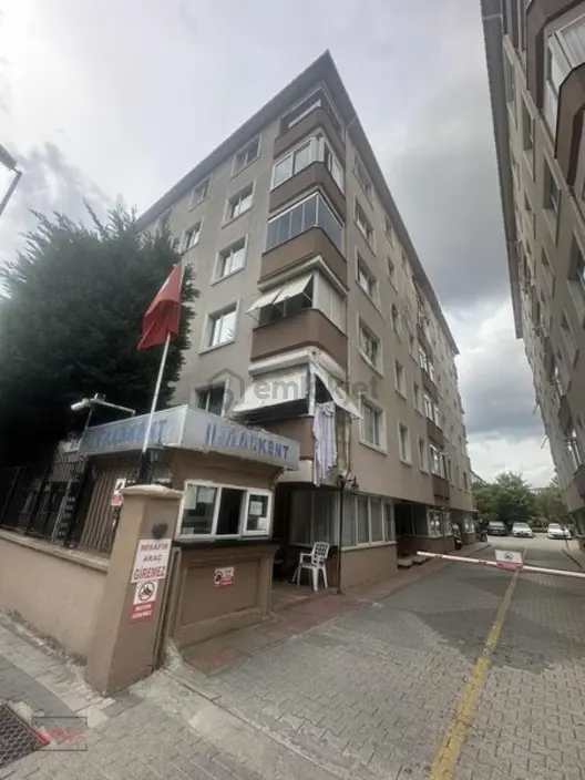 Bulgurlu'da Ana Cadde Üzeri, Uygarkent Sitesi'nde 3+1 Daire 2